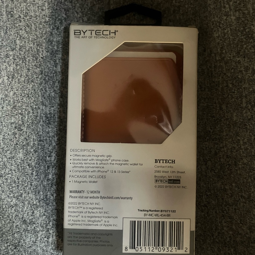 Bytech MagSafe magnetic wallet - Picture 5 of 6